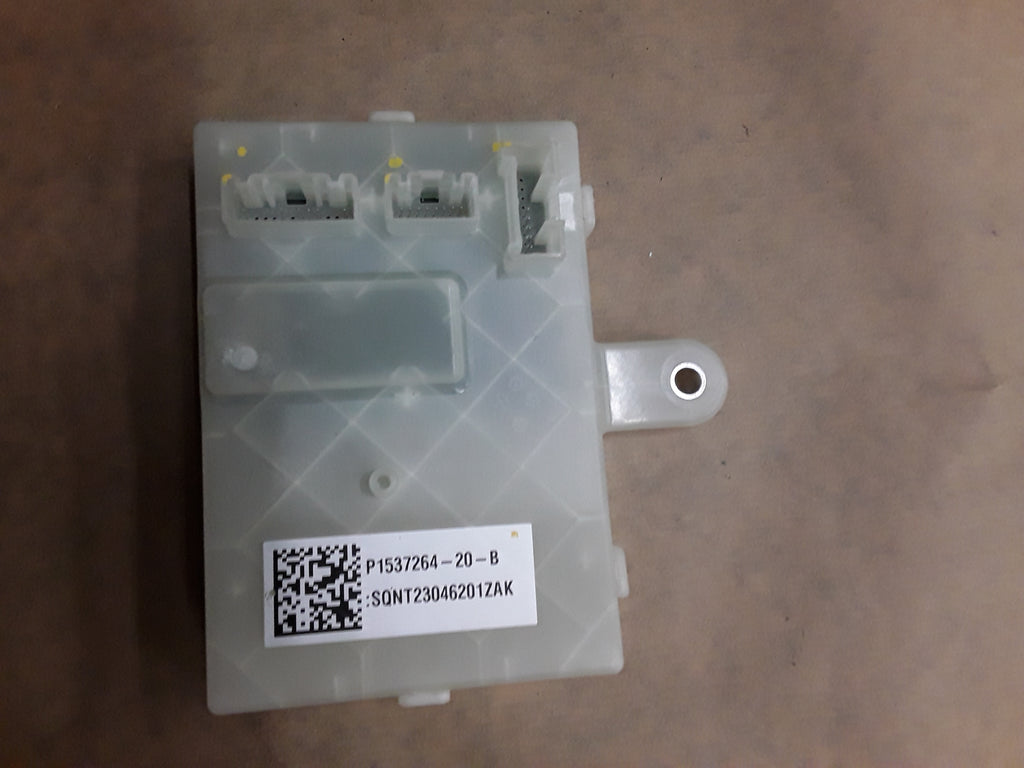 Tesla Model Y 2023 Endstufe Audio-Verstärker 1507152-01-b