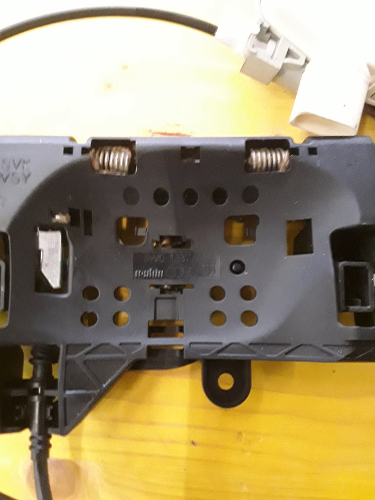 Audi A4 8W Türschloss  4G0 839 015 F  Lagerbügel  8W1 837 811 A