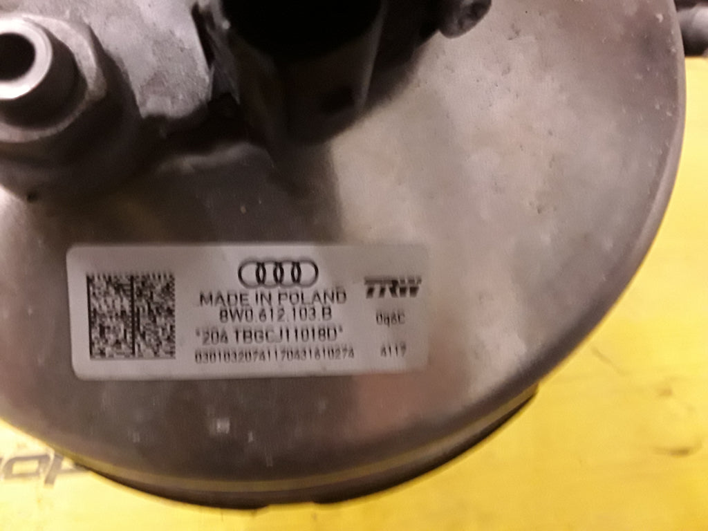 Audi A4 8W  Bremskraftverstärker 8W0 612 103 B