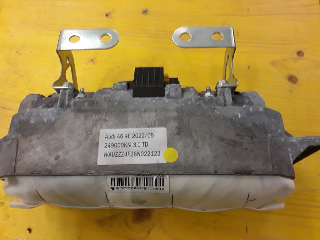 Audi A6 4F Airbag-Einheit  4F1 880 204 D