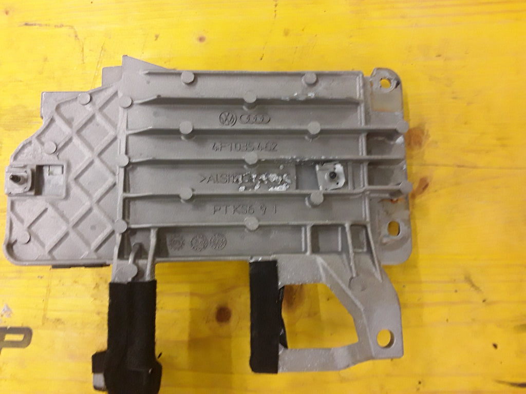 Audi A6 4F  Halter für Steuergerät 4F1 035 462